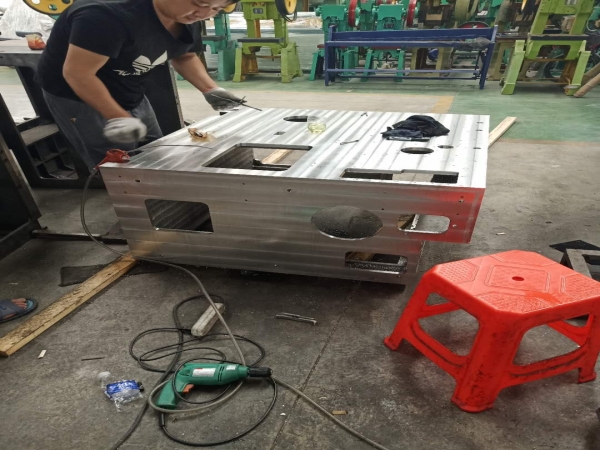 翻砂铸铝所用的砂是什么砂